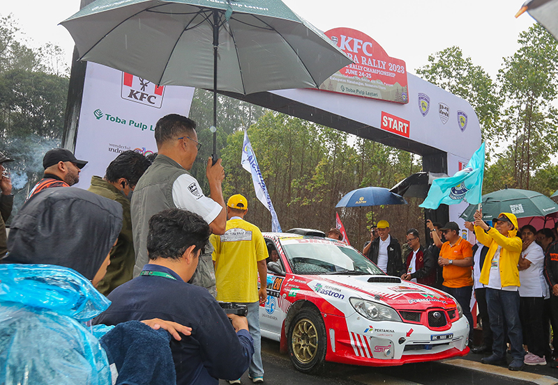 KFC Danau Toba Rally 2023 Dibuka, 39 Pereli Siap Adu Cepat - Pemerintah ...